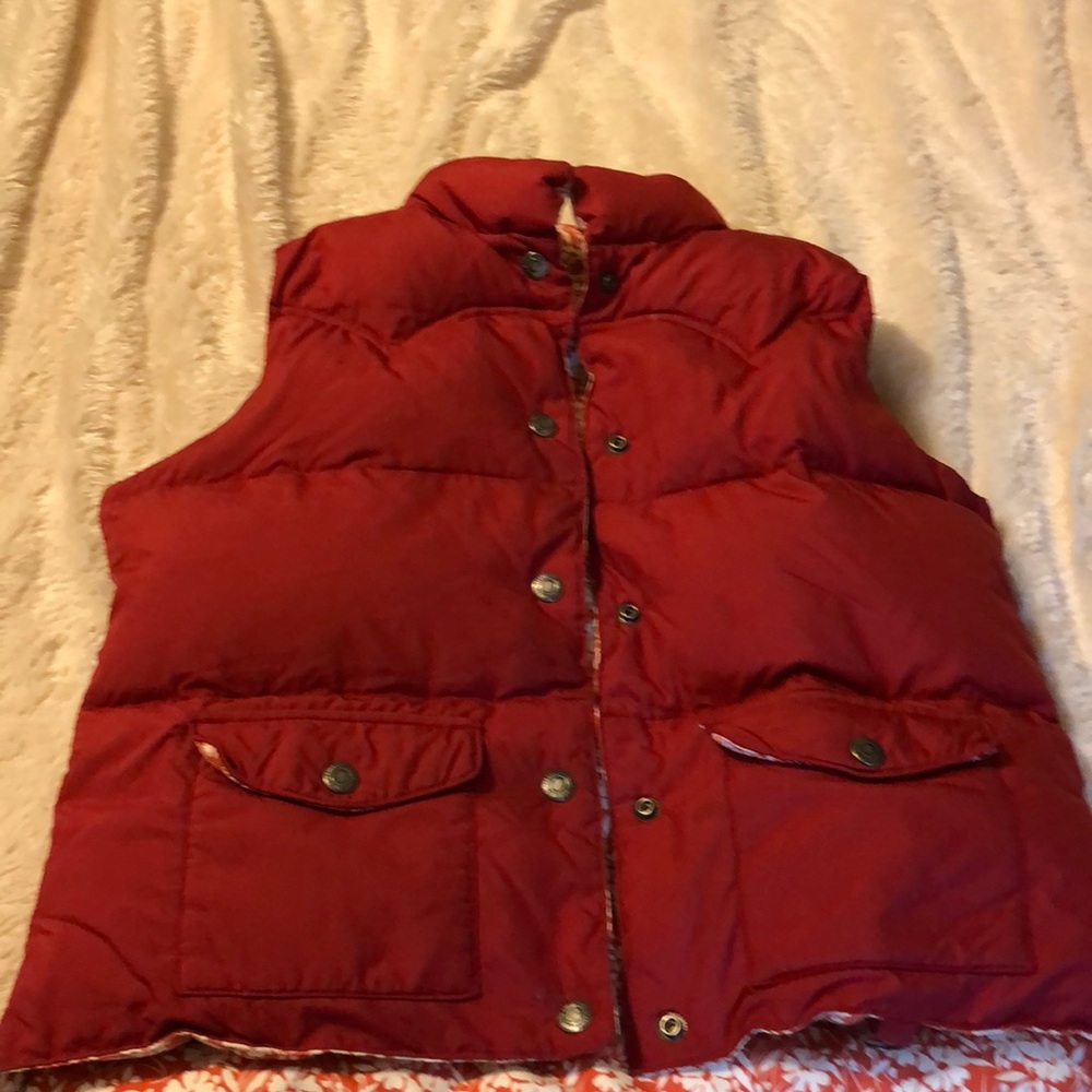 American Eagle vest